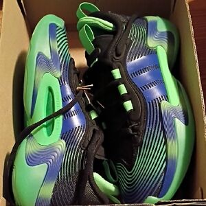 Adidas Exhibit Select 2.0 Pro Black, Green, and Blue Sneakers Women's 6 Nwt